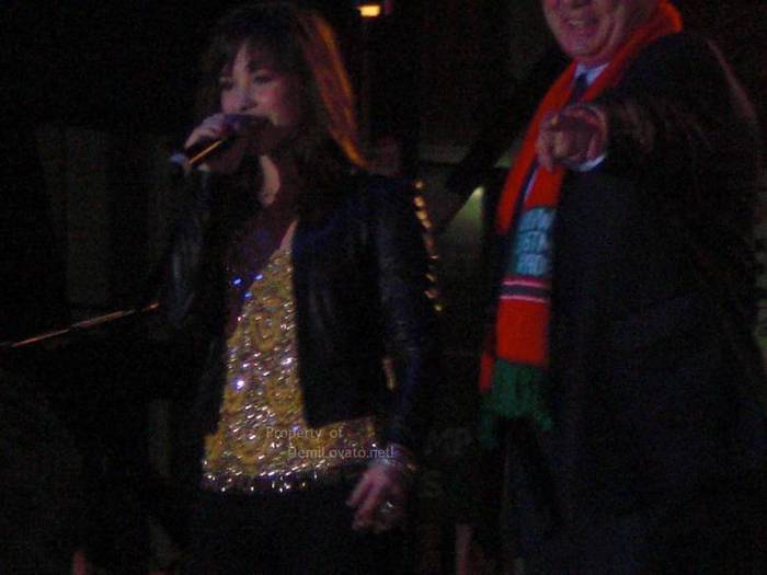 demilovato_net-winterfest2008-0018 - demi lovato