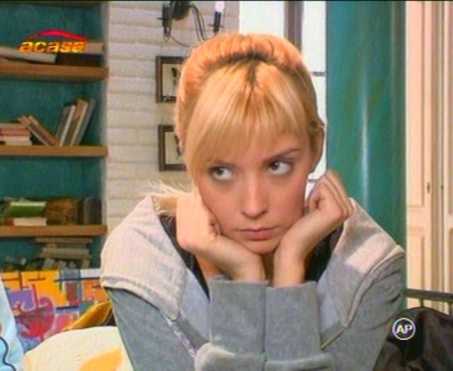2nixn4m - Diana Dumitrescu In Razboiul Sexelor
