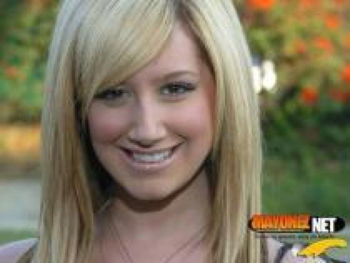 SQMZTEUAXQYBPYWKGVL - ashley tisdale