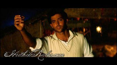 hrithik_roshan (119); Actor indian ce a devenit peste noapte un super star, din cauza filmului de succes "Kaho Naa... Pyaa
