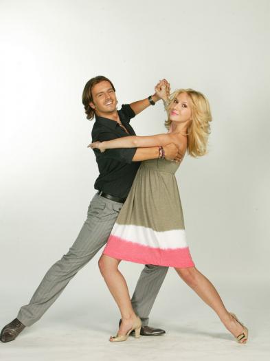 adela&mihai600_1 - Dansez pentru tine si  ingerasi