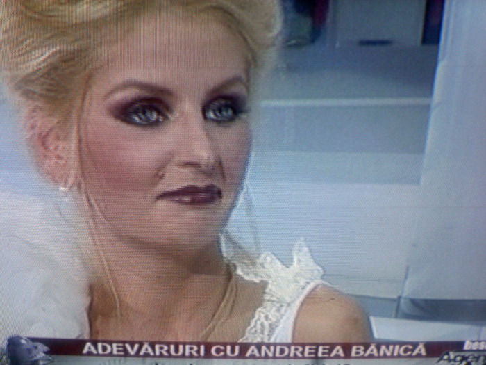 091205_225355 - Andreea Banica