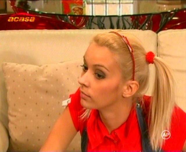03d5e54b - Diana Dumitrescu In Razboiul Sexelor