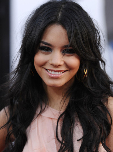 Premiere 17 again (22) - Vanessa Hudgens - 17 Again Premiere