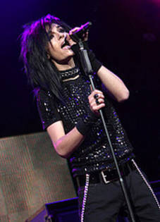 3090040182_6ec5ff0a9a_m - tokio hotel concerte