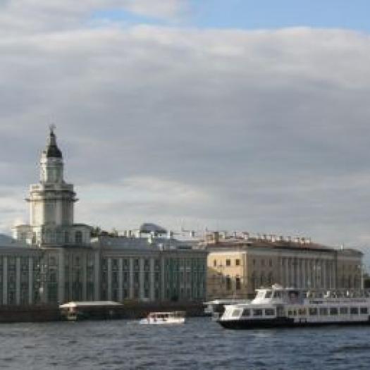 Sankt Petesburg-Vedere de pe Neva - Sankt Petesburg