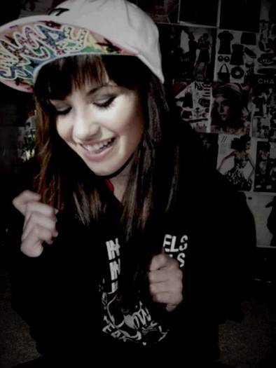 0001226406-28402L - My favorite celebrities