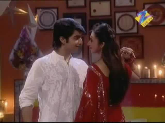 Vidya si Sagar danseaza de bucurie - A ta pentru totdeauna-Amar and Divya Sagar and Vidya