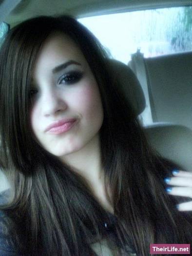 VEQQQNZZEAVQUEUABSU - Demi Lovato Poze Rare