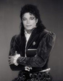 NXNJQYWPUANPTPDRCXA - michael jackson