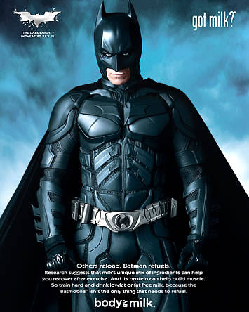 400_batman_darknight_080528_milkad - ouau multe tare