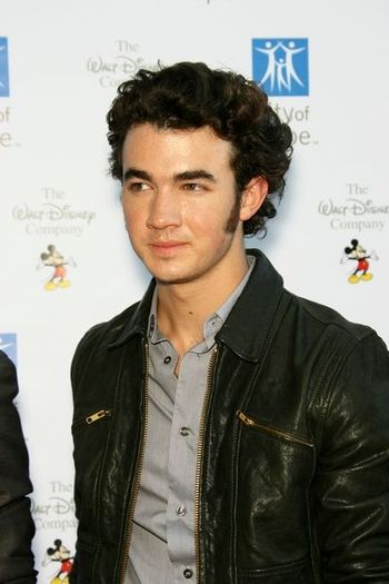 CSH-046583 - kevin  jonas