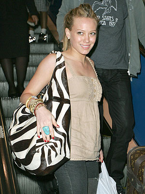 hilary_duff_300x400