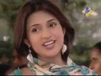 Divyanka Tripathi - Concurs1