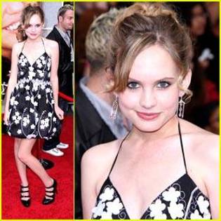 ACFQXFARJQKRLYJBDHE - Club Meaghan Martin