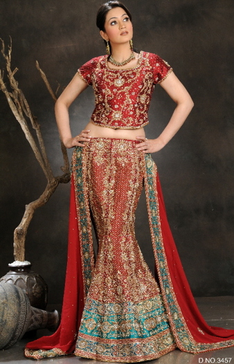 Raw%20Silk%20Multi%20Colored%20Lehenga%203 - saree-uri de Dulhann