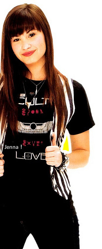 2849945437_16fe041b59 - Demi Lovato