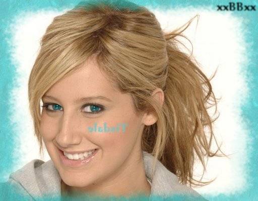 tisdale - PoZe AsHeLy TiSdAlE