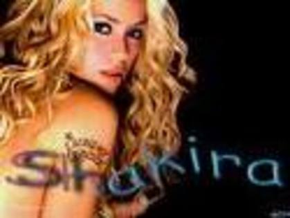 imagesCANSWI9V - Poze Shakira