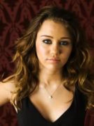 QDJENNWCYOCWYDYWFEB - miley cyrus - hannah montana