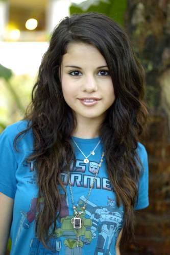 KGRLSBEJMMCKZOUMCMY - pictures Selena Gomez