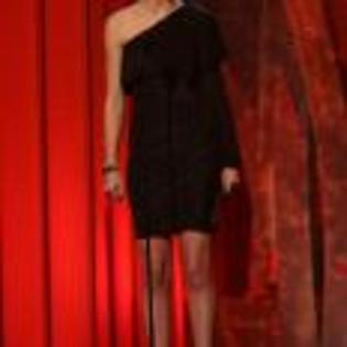 Taylor_Swift_1230494440_2