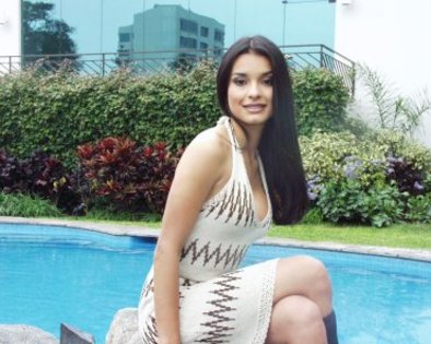 447064fce704 - paola rey