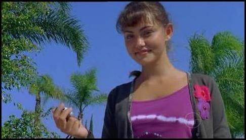 4522378591a5386940318l - phoebe tonkin