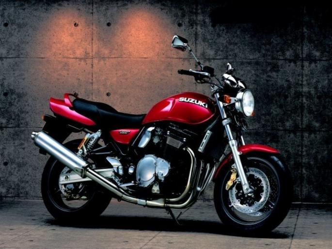 Moto - Suzuki red