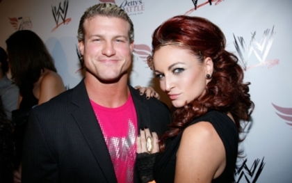 Maria si Dolph Ziggler - Maria la sedinta foto 2