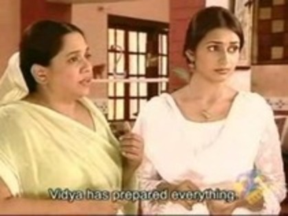 Vidya %u015Fi mama ei - A ta pentru totdeauna-Amar and Divya Sagar and Vidya