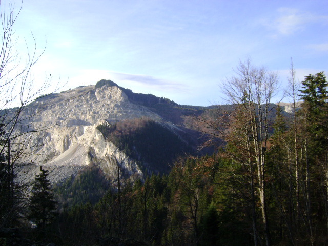 DSC07857 - UN DRUM LA CABANA BOLBOCI