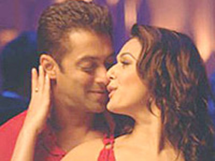 Jaan-E-Mann-220806_1