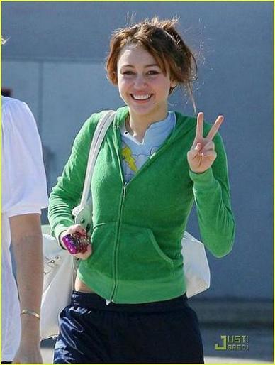 R68kJS848444-02 - Hannah Montana-Miley Cyrus