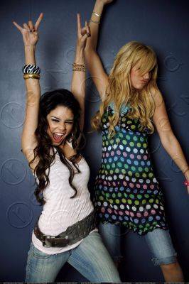 normal_hq0070 - Ashley Tisdale