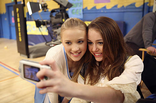 Miley si Emily - Miley Cyrus and Emily Osment