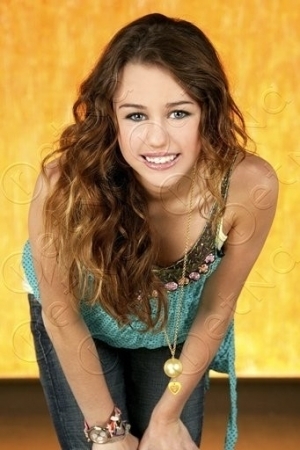 VDWBYMVZMYBCGIRKFFW[1] - Date despre Miley Cyrus