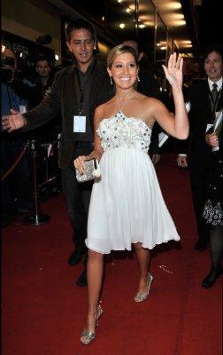 Ashley-Tisdale-1229341202 - poze mumoase