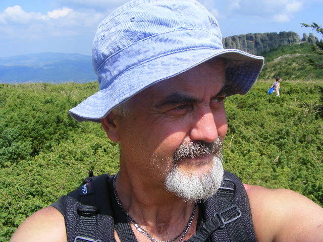 DSCF4163 - 2 august 2009 Traseu Suior Secatura Creasta Cocosului Gutaiul Doamnei  Vf Gutai