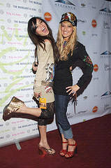 2078888991_673abec6ba_m - ashley tisdale si vanessa anne hudgens