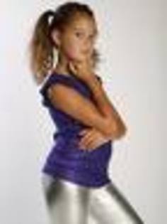 Lyly 16 - Famialia Damian din Ingerasii