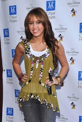 Miley-Ray-Cyrus-1224320103 - Miley