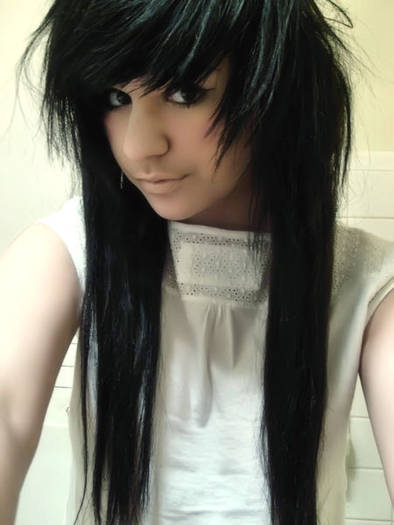 4812eff0061c6 - Emo Girl