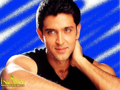 hrithik_roshan (150); Actor indian ce a devenit peste noapte un super star, din cauza filmului de succes "Kaho Naa... Pyaa
