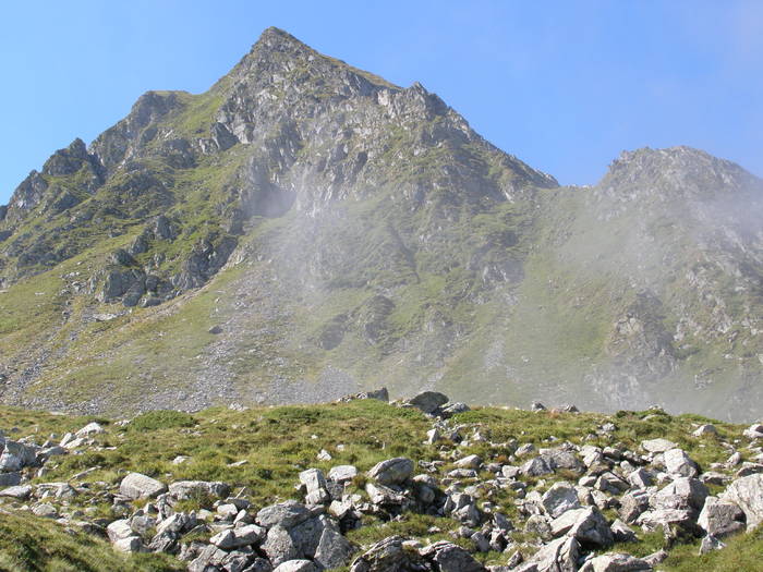 P8252121 - Ab17 - FAGARAS 2008 AUG VIRFUL MOLDOVEANU