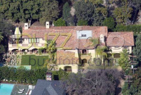 081112jsm_mileycyrus_02 - Destiny Hope Cyrus