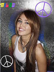 3332804269_db597850b5_m - miley cyrus e cea mai sooper