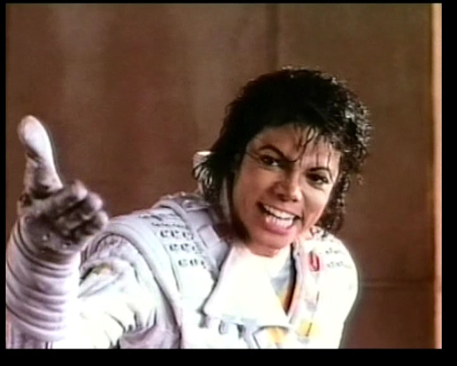 Captain_EO_1985_screen_5 - michael jackson