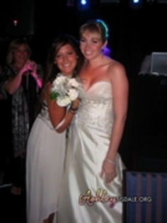 MMCWANFOMLGQVJXBBBV - ASHLEY TISDALE POZE RARE