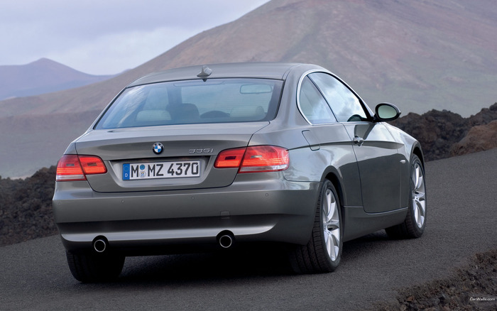 BMW_335i_496_1680x1050